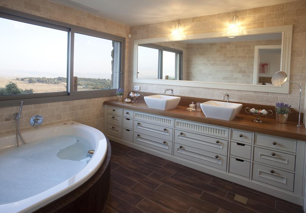 Boutique Hotel Tamarin Rosh Pinna Kamer foto